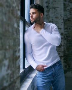 From Competition to Influence: Josh Riquelme’s Fitness Journey – The